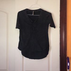 short sleeve black washed effect shirt w detailing